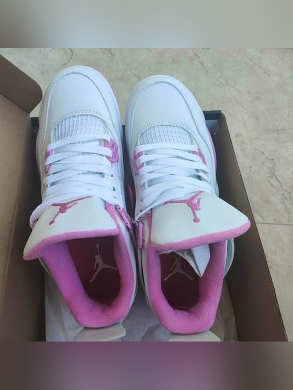Air Jordan 4 Retro White Pink Oreo - Picture 5 of 5